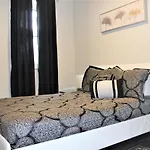 Luxury Boutique 2 Bedroom Condo - 1B