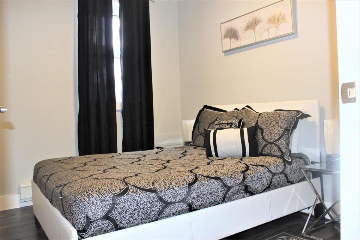 Luxury Boutique 2 Bedroom - 1b Apartment Niagara Falls